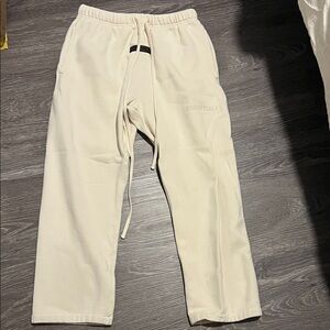 Essentials Off-White Men's Joggers